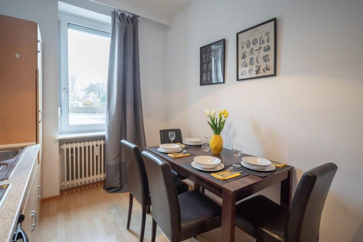 Beautiful 2 Bedroom Apartment Incl Parking Hamburg Exterior foto